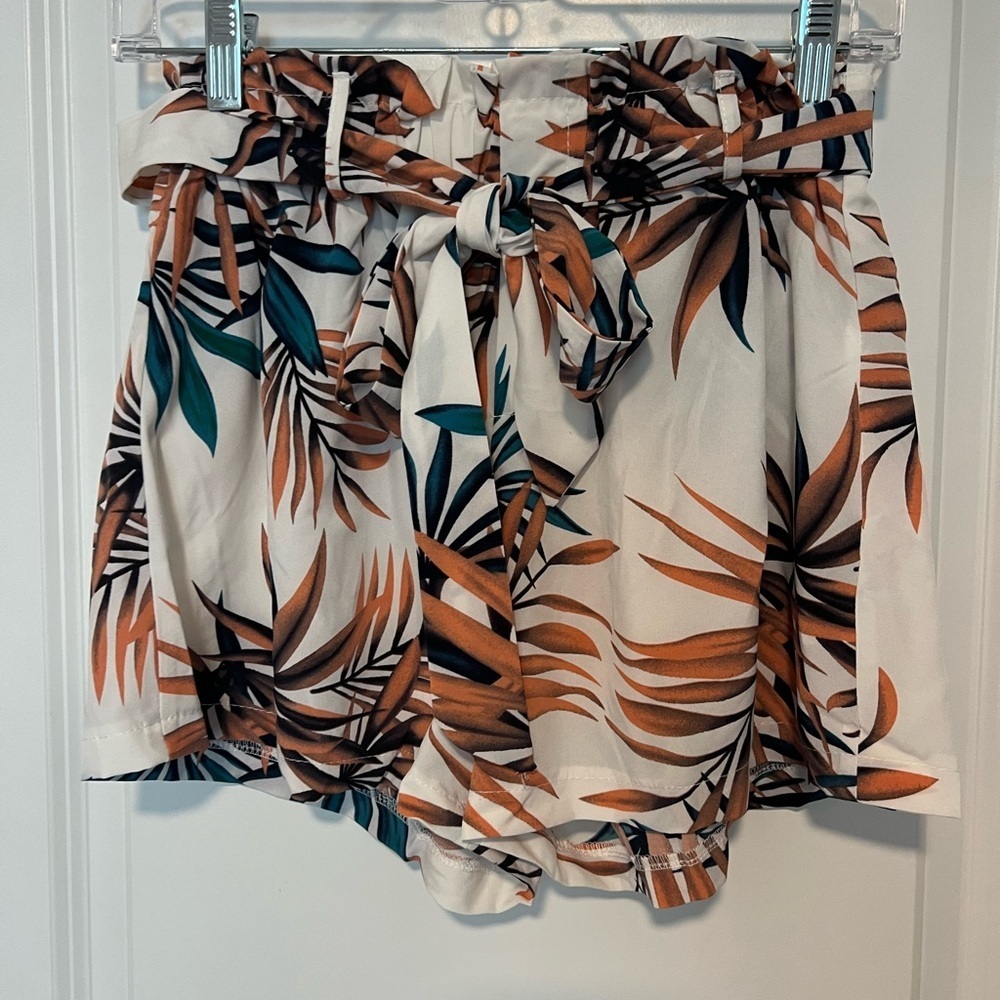 SHEIN High Waist Tropical Print Shorts - Brown and Green